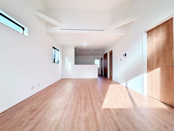 港南区下永谷3丁目 新築戸建 3号棟 リビング