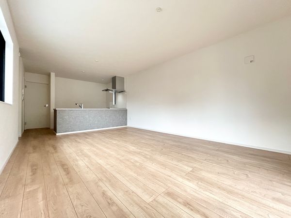 戸塚区戸塚町 新築戸建 リビング