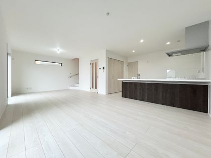 戸塚区原宿2丁目 新築戸建 リビング