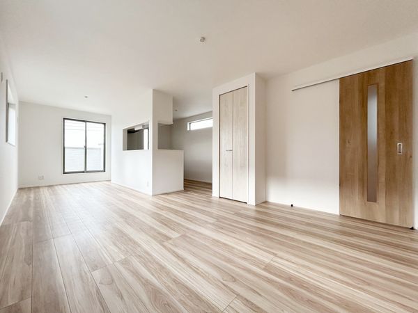 戸塚区下倉田町 新築戸建 2号棟 リビング 戸塚区下倉田町 新築戸建 2号棟 リビング