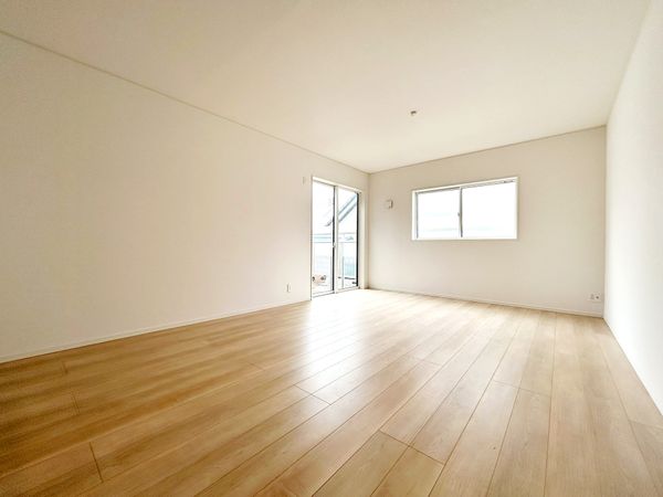 戸塚区深谷町 新築戸建1号棟 リビング