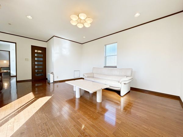 戸塚区鳥が丘 戸建 リビング リビング