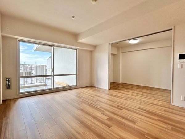 ベルシャトウ戸塚 壱番館 リビング ベルシャトウ戸塚 壱番館 リビング