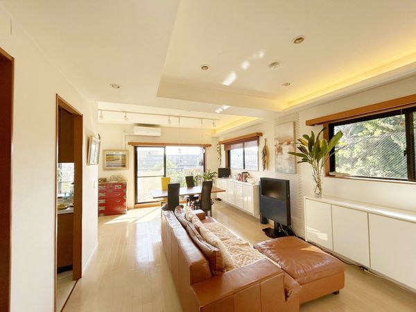 コスモ下永谷駅前ハウス リビング