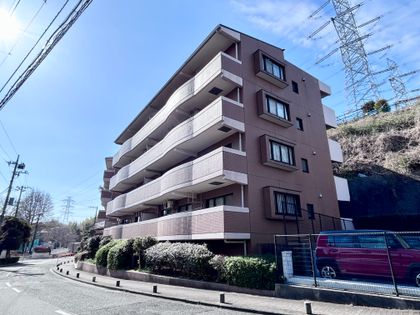 エステスクエア港南百合ヶ丘 外観