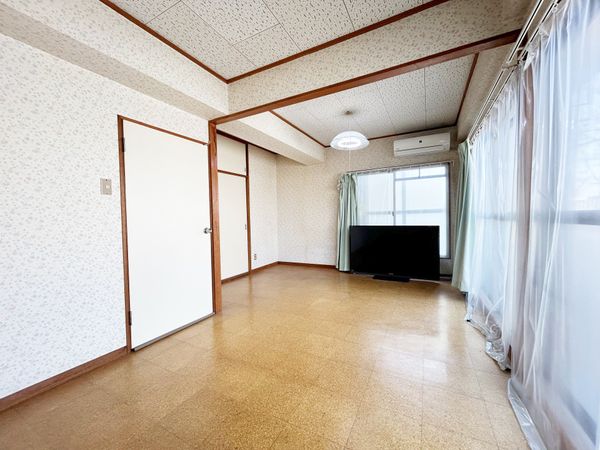 キャッスル戸塚 リビング