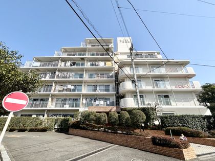 コープ野村戸塚長沼 外観