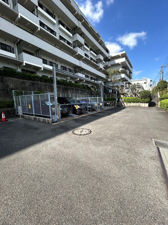 ヒルズ南戸塚プリメゾン 1号棟 駐車場 ヒルズ南戸塚プリメゾン 1号棟 駐車場