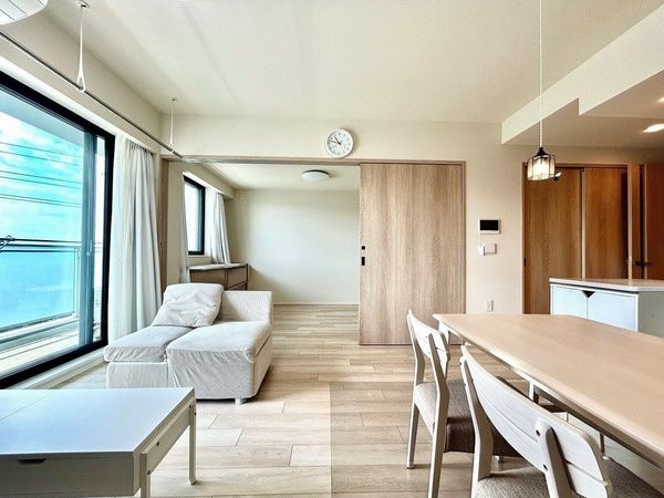 ヒルサイドフォレスト横浜戸塚 リビング