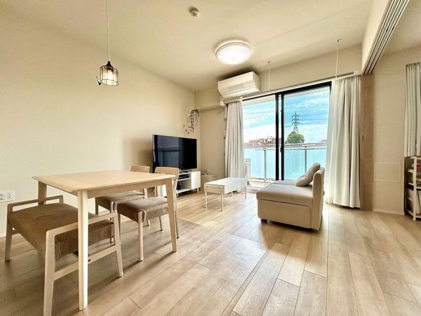 ヒルサイドフォレスト横浜戸塚 リビング