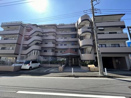 スペースイン鳥が丘 外観