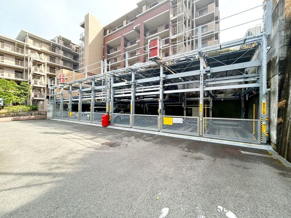 グレーシアパーク山手台EAST 壱番館 駐車場 グレーシアパーク山手台EAST 壱番館 駐車場