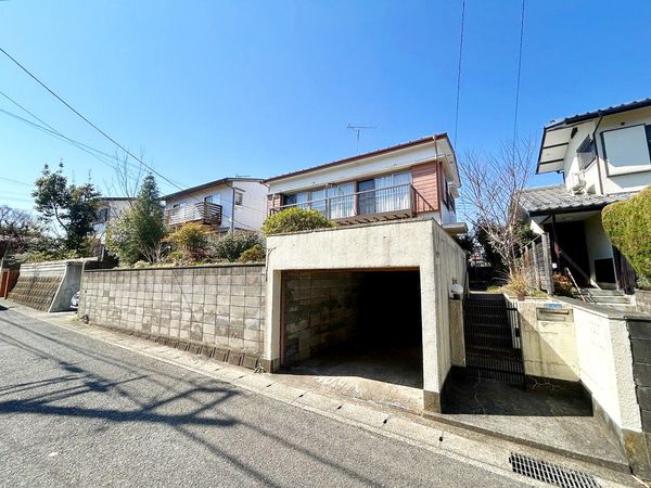 鎌倉市今泉台4丁目 古家付き土地 土地写真 鎌倉市今泉台4丁目 古家付き土地 土地写真