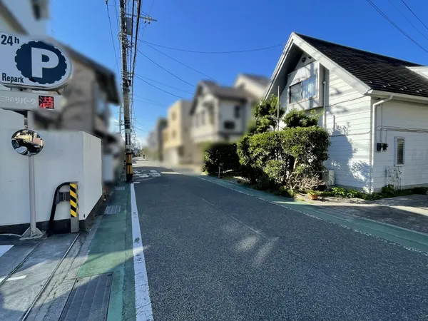 東南側前面道路・周辺環境
