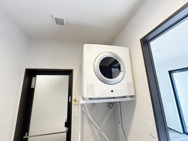 洗面室にリンナイのガス式乾燥機「乾太くん」設置