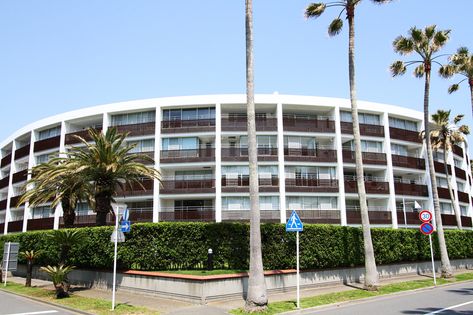 逗子マリーナ厚生用建物 8号棟 外観