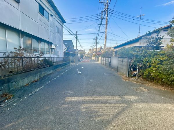 藤沢市辻堂元町6丁目 土地 2区画 前面道路含む外観