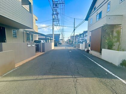藤沢市辻堂元町6丁目 土地 5区画 前面道路含む外観