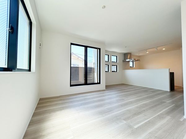 茅ヶ崎市南湖2丁目 新築戸建 3号棟 リビング 茅ヶ崎市南湖2丁目 新築戸建 3号棟 リビング