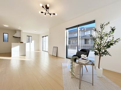 茅ヶ崎市柳島1丁目 新築戸建 B号棟 リビング