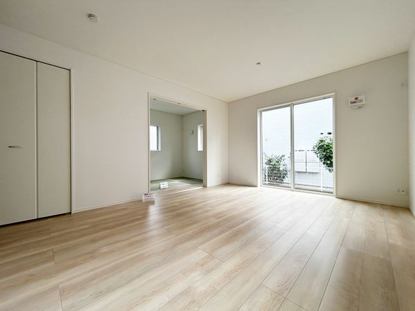 茅ヶ崎市柳島2丁目 新築戸建 3号棟 リビング