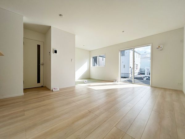 茅ヶ崎市柳島2丁目 新築戸建 6号棟 リビング