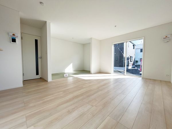 茅ヶ崎市柳島2丁目 新築戸建 7号棟 リビング