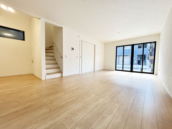 茅ヶ崎市本村5丁目 新築戸建 リビング 茅ヶ崎市本村5丁目 新築戸建 リビング