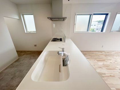 茅ヶ崎市柳島海岸 新築B号棟 キッチン