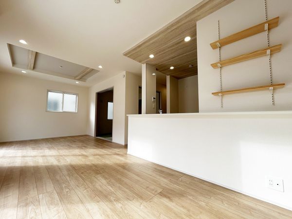 茅ヶ崎市南湖4丁目 新築戸建 2号棟 リビング