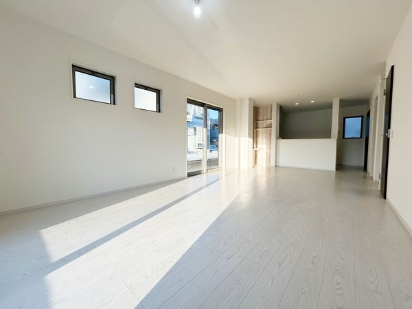 茅ヶ崎市柳島1丁目 新築戸建 1号棟 リビング