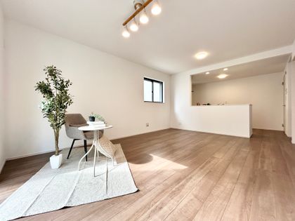 茅ヶ崎市赤羽根 新築戸建 リビング