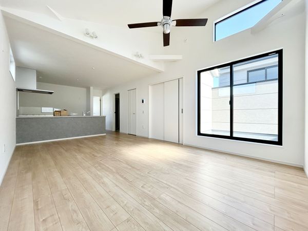 茅ヶ崎市香川1丁目 新築戸建 1号棟 リビング