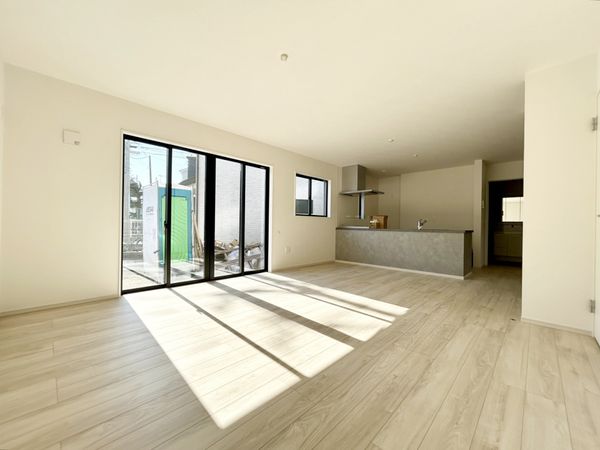 茅ヶ崎市香川1丁目 新築戸建 2号棟 リビング