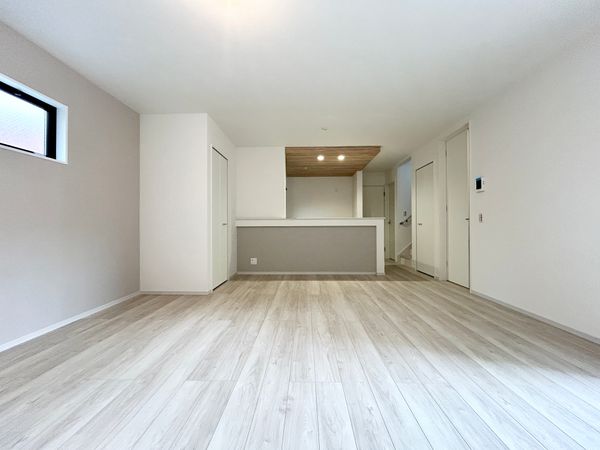 茅ヶ崎市今宿 新築戸建 2号棟 リビング