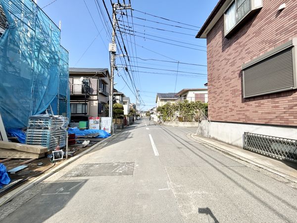 茅ヶ崎市高田4丁目 新築戸建 1号棟 前面道路含む外観