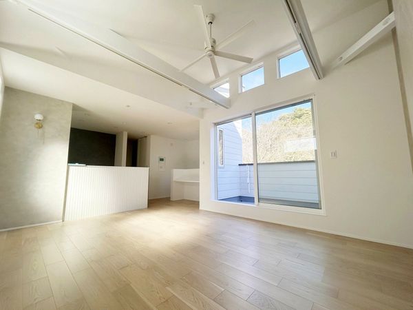 茅ヶ崎市松風台 新築戸建 B号棟 リビング 茅ヶ崎市松風台 新築戸建 B号棟 リビング