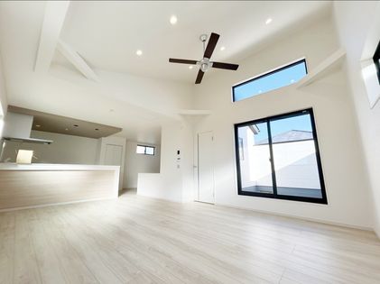 茅ヶ崎市ひばりが丘 新築戸建 2号棟 リビング