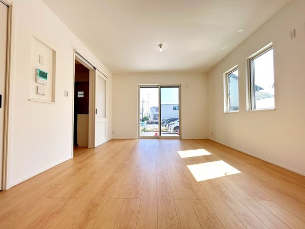 茅ヶ崎市旭が丘 戸建 6号棟 リビング 茅ヶ崎市旭が丘 戸建 6号棟 リビング