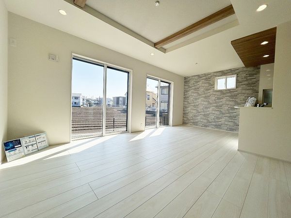 茅ヶ崎市香川6丁目 新築戸建 リビング 茅ヶ崎市香川6丁目 新築戸建 リビング