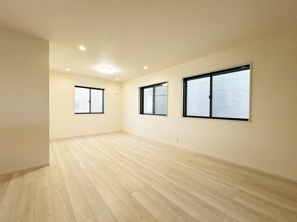 高座郡寒川町中瀬 新築戸建 リビング