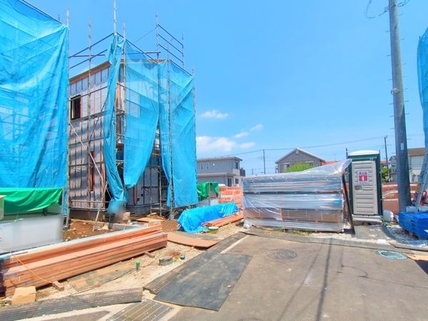 高座郡寒川町小谷2丁目 新築戸建 9号棟 前面道路含む外観 高座郡寒川町小谷2丁目 新築戸建 9号棟 前面道路含む外観