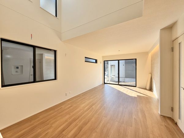 茅ヶ崎市松林1丁目 新築戸建 16号棟 リビング