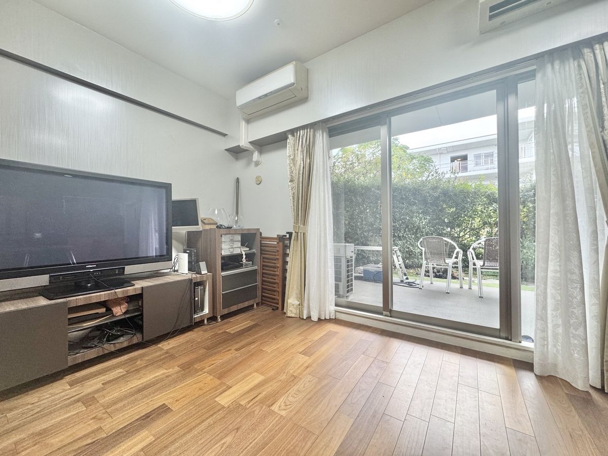 フォルスコート茅ヶ崎ラチエン通り リビング リビング