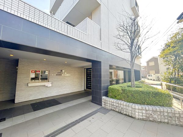 クリオ茅ヶ崎柳島海岸 エントランス