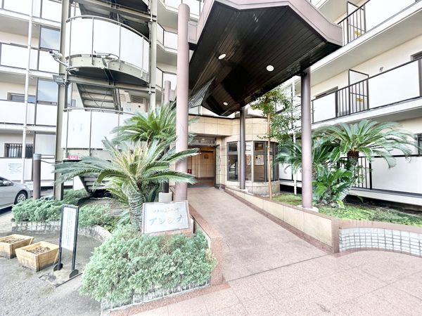 コスモ茅ヶ崎プレシオ エントランス エントランス