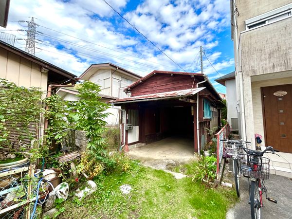 鎌倉市岩瀬 土地 前面道路含む外観 鎌倉市岩瀬 土地 前面道路含む外観