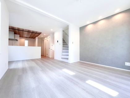 鎌倉市小袋谷2丁目 新築戸建4号棟 リビング