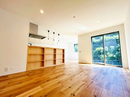 鎌倉市玉縄2丁目 新築戸建B棟 リビング