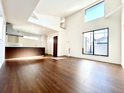 鎌倉市台4丁目 新築戸建 リビング